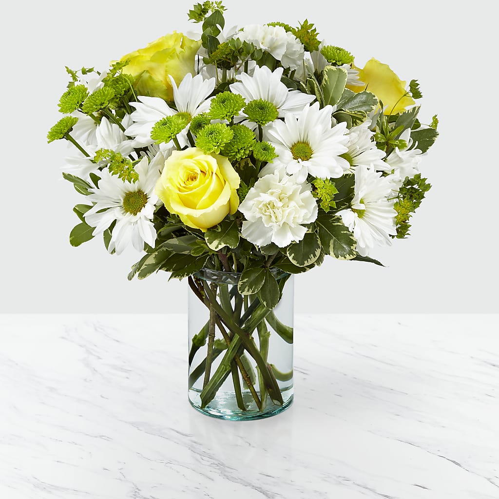 Happy Day Bouquet – Bella Fleur Sweets And Gifts Inc, Aurora IL