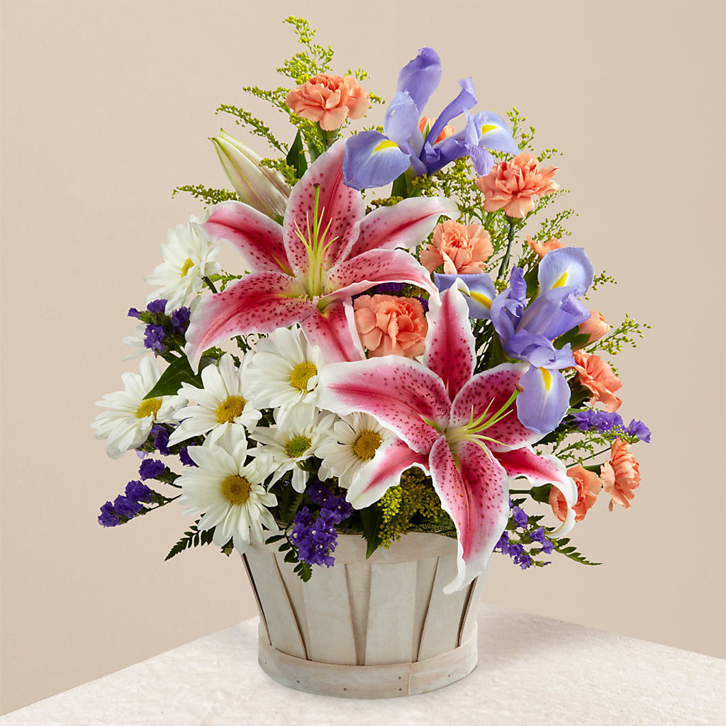The Wondrous Nature Bouquet – Bella Fleur Sweets And Gifts Inc, Aurora IL