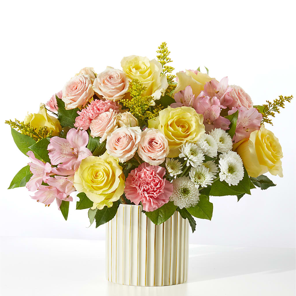 Watercolors Bouquet – Bella Fleur Sweets And Gifts Inc, Aurora IL