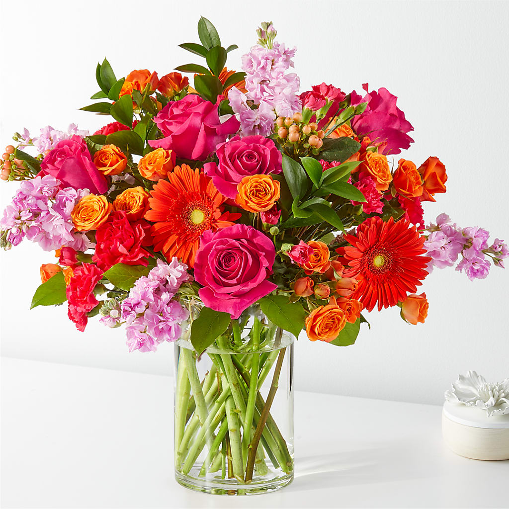 Fiesta Bouquet – Bella Fleur Sweets And Gifts Inc, Aurora IL