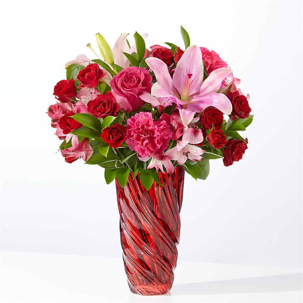 In Love Bouquet with Luxe Swirl Vase – Bella Fleur Sweets And Gifts Inc, Aurora IL