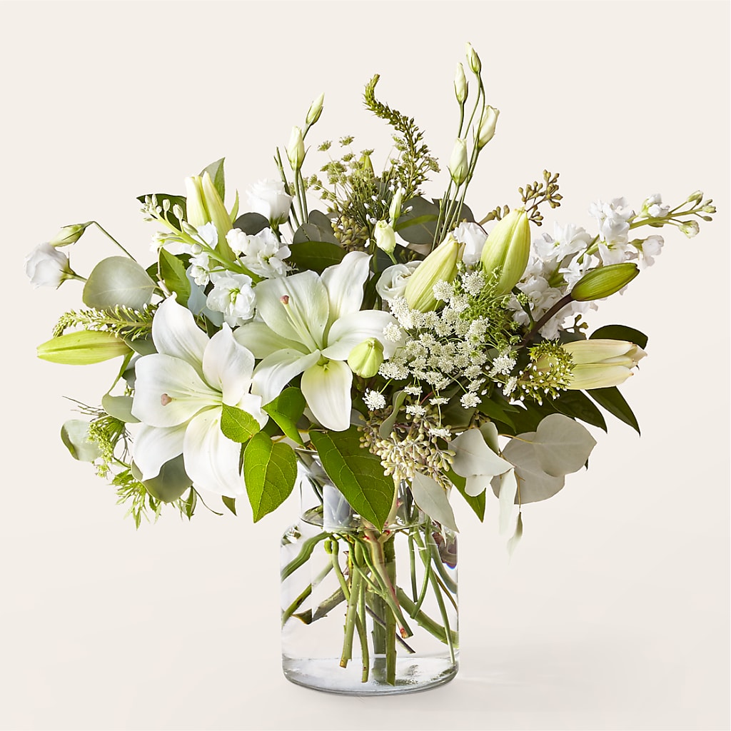Alluring Elegance Bouquet – Bella Fleur Sweets And Gifts Inc, Aurora IL