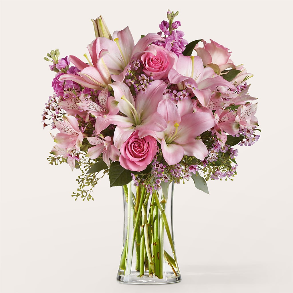 Gentle Gesture Bouquet – Bella Fleur Sweets And Gifts Inc, Aurora IL