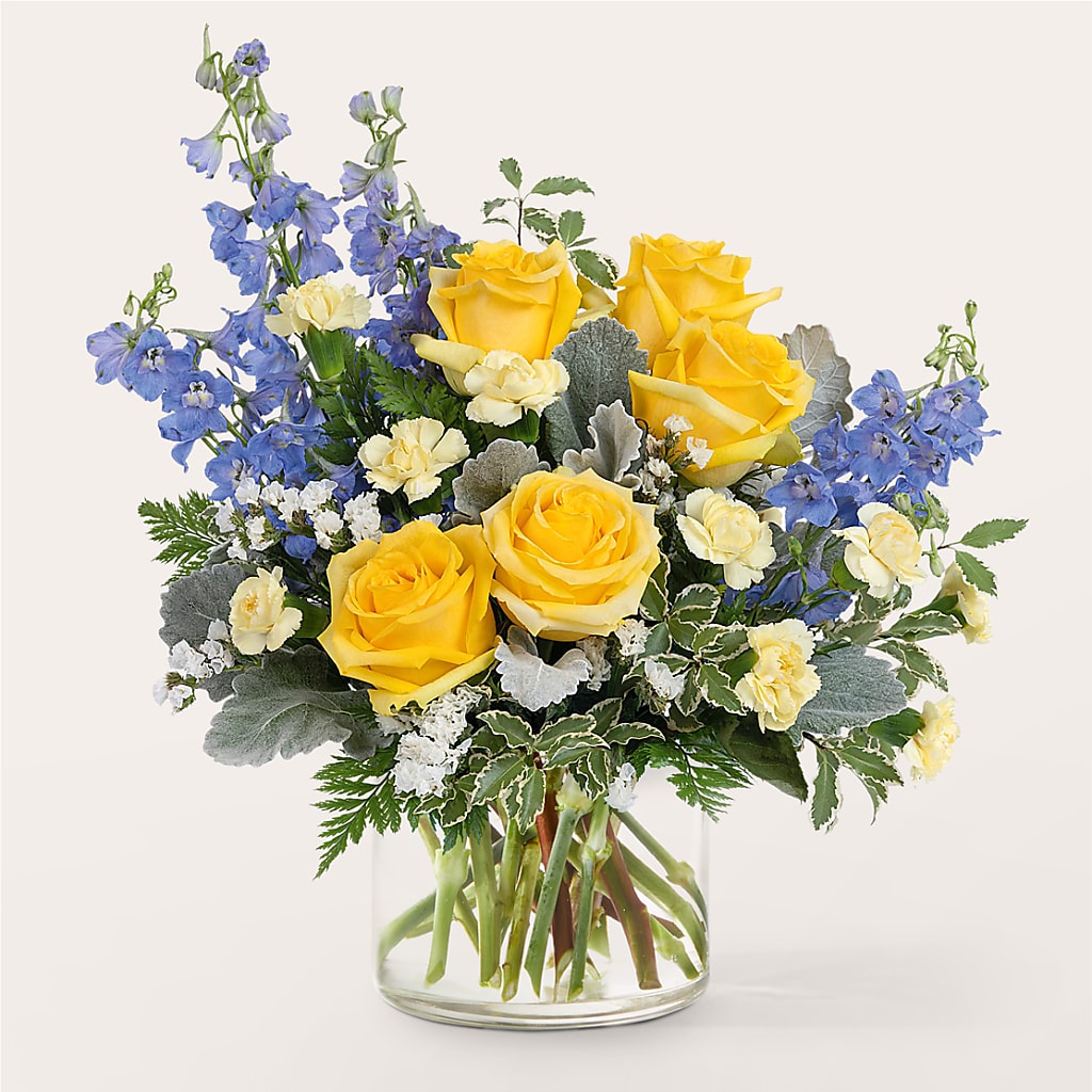 Butterfly Wings Bouquet – Bella Fleur Sweets And Gifts Inc, Aurora IL