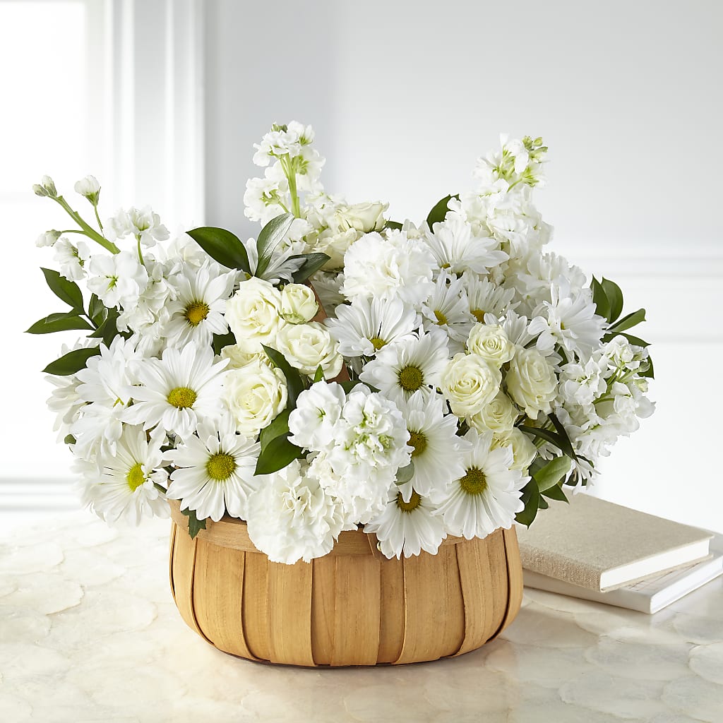 Graceful Garden Basket – Bella Fleur Sweets And Gifts Inc, Aurora IL