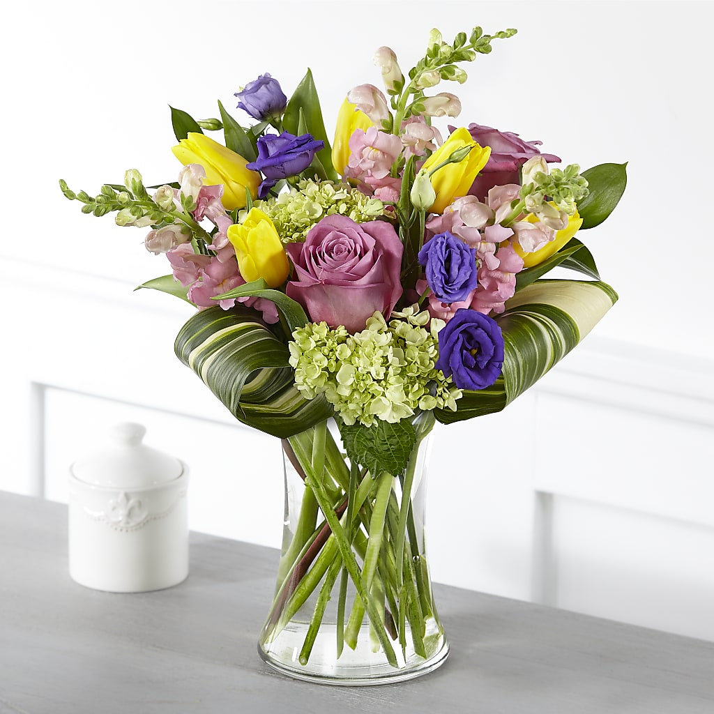 Wondrous Memories Bouquet – Bella Fleur Sweets And Gifts Inc, Aurora IL