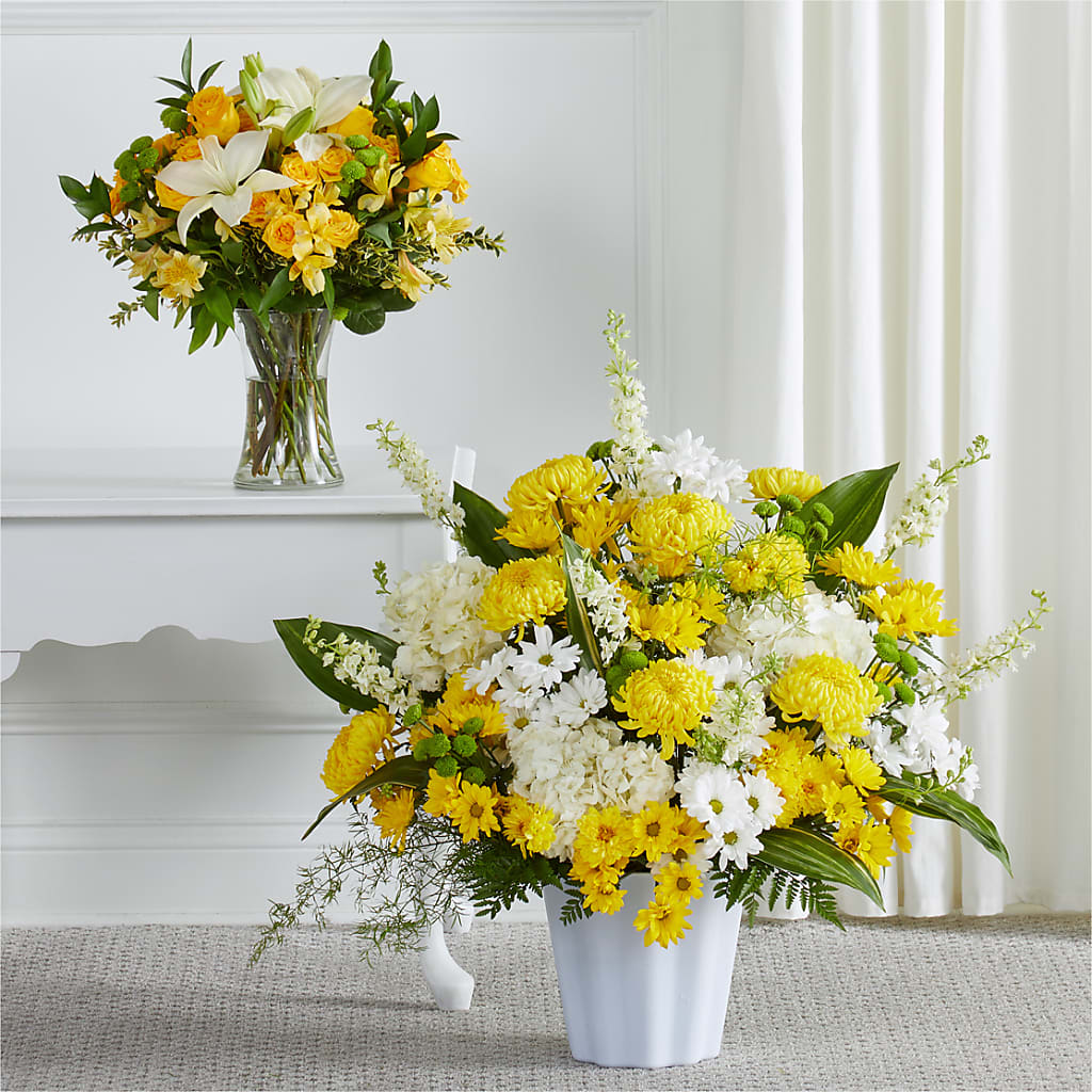 Warm Remembrance Bundles – Bella Fleur Sweets And Gifts Inc, Aurora IL