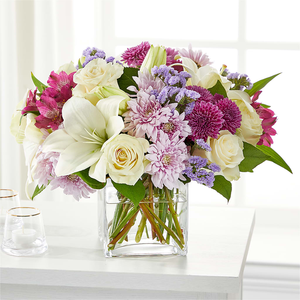 Cared For Bouquet – Bella Fleur Sweets And Gifts Inc, Aurora IL