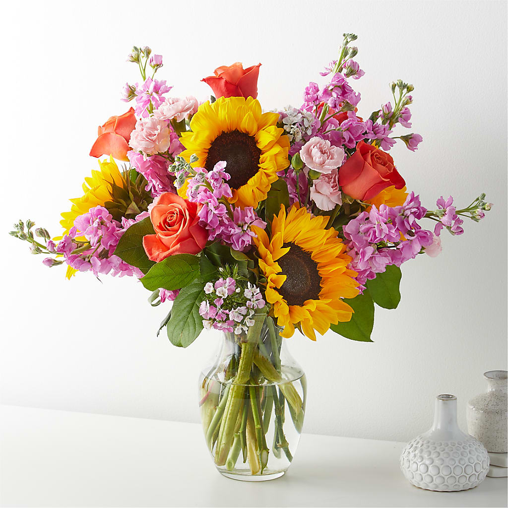 Yellow Brick Road Bouquet – Bella Fleur Sweets And Gifts Inc, Aurora IL