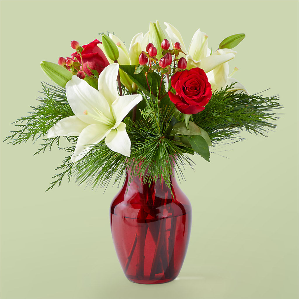 Evergreen Delight Bouquet – Bella Fleur Sweets And Gifts Inc, Aurora IL