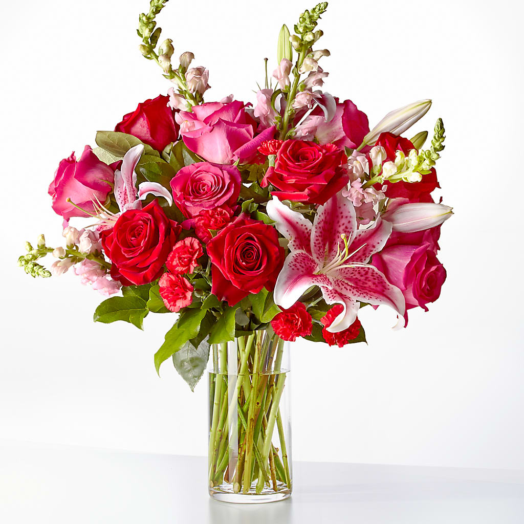 Love at First Sight Bouquet – Bella Fleur Sweets And Gifts Inc, Aurora IL