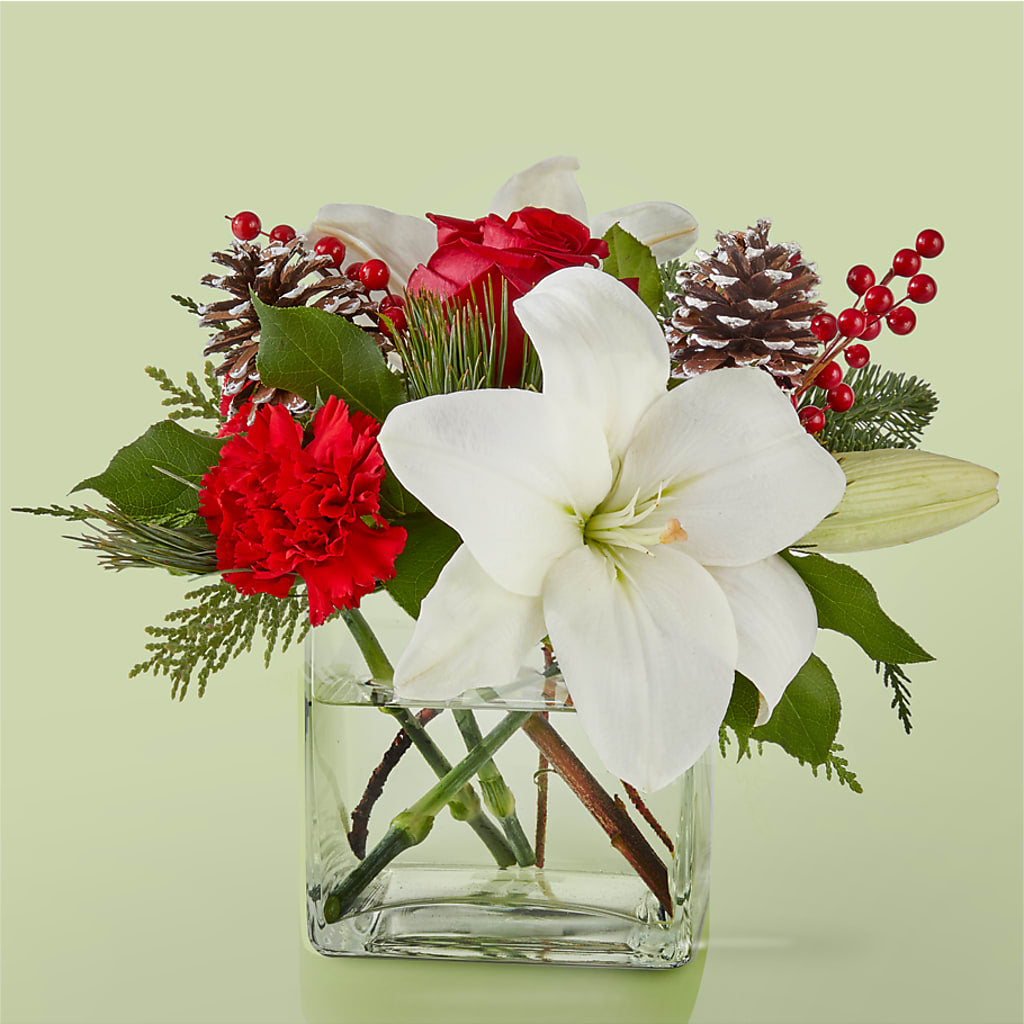 Glistening Icicles Bouquet – Bella Fleur Sweets And Gifts Inc, Aurora IL