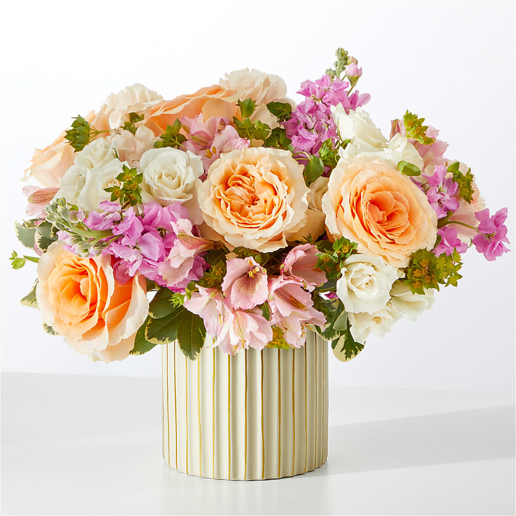 Paradise Bouquet with Ivory Vase – Bella Fleur Sweets And Gifts Inc, Aurora IL