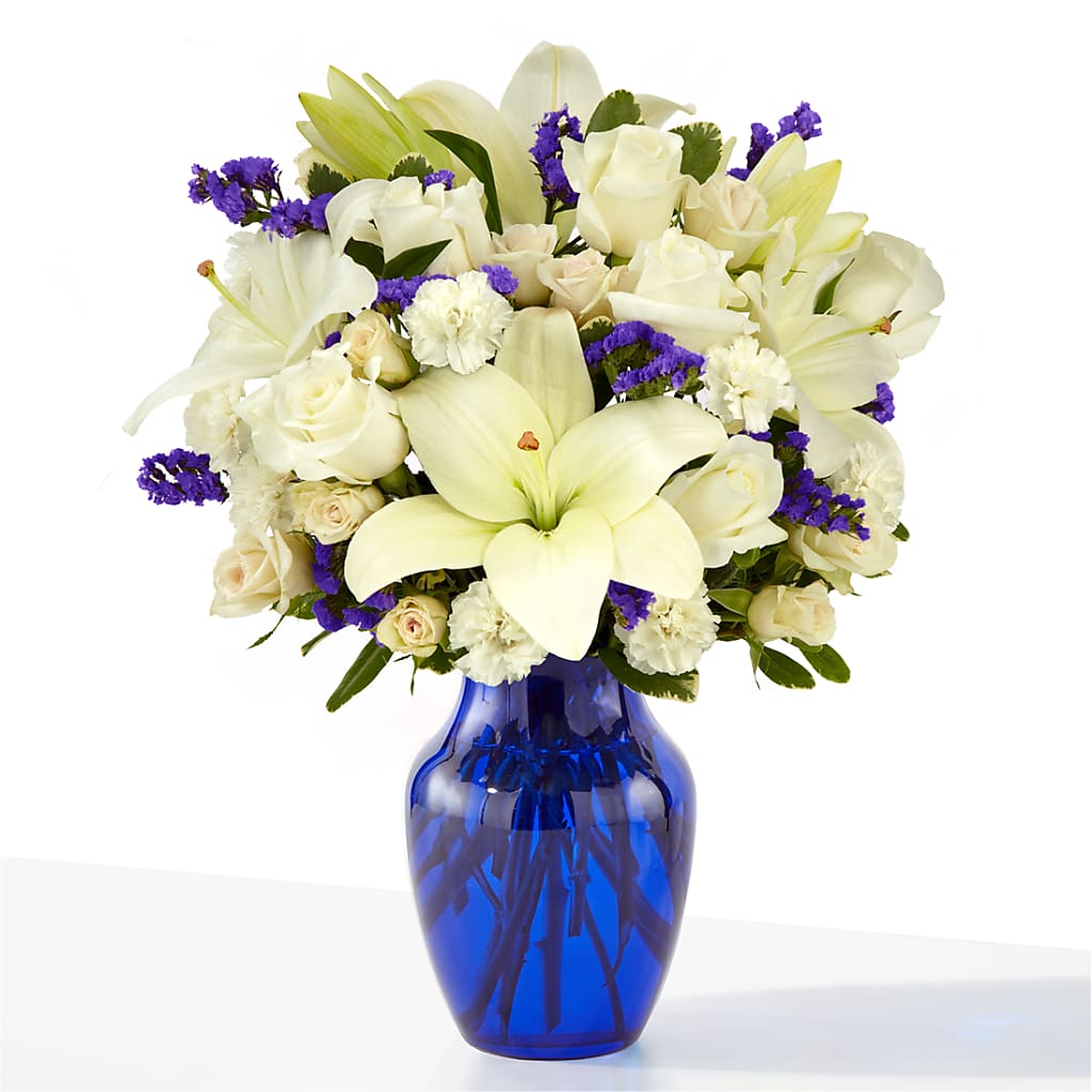 Sapphire Rush Bouquet – Bella Fleur Sweets And Gifts Inc, Aurora IL