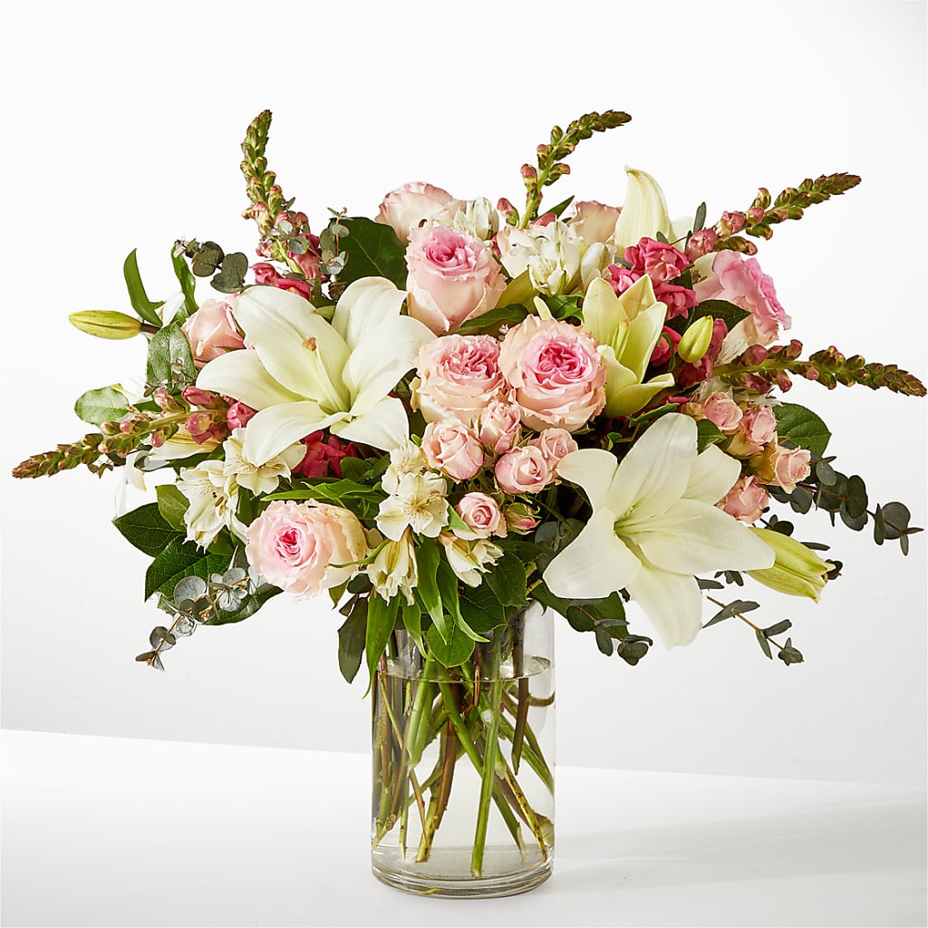 Ballet Slippers Bouquet – Bella Fleur Sweets And Gifts Inc, Aurora IL