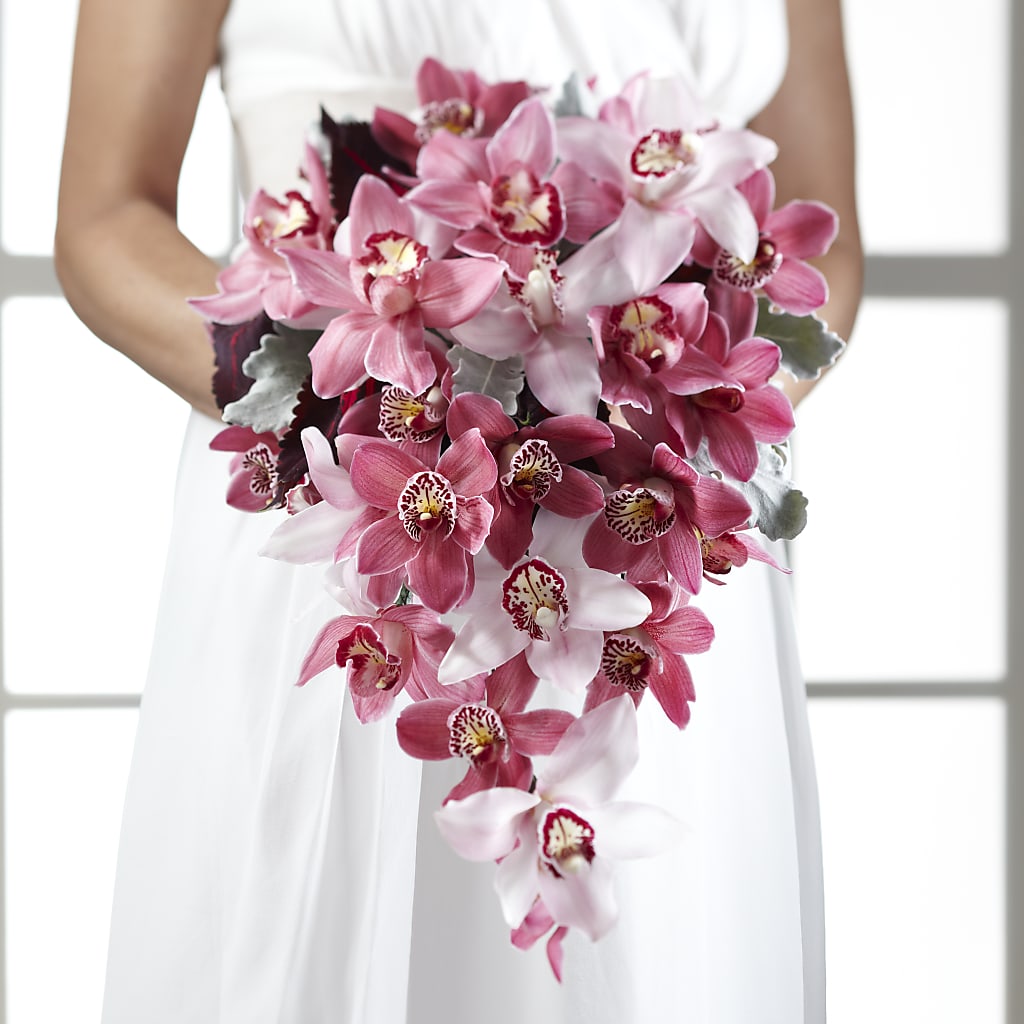 Pink Mink Bouquet – Bella Fleur Sweets And Gifts Inc, Aurora IL