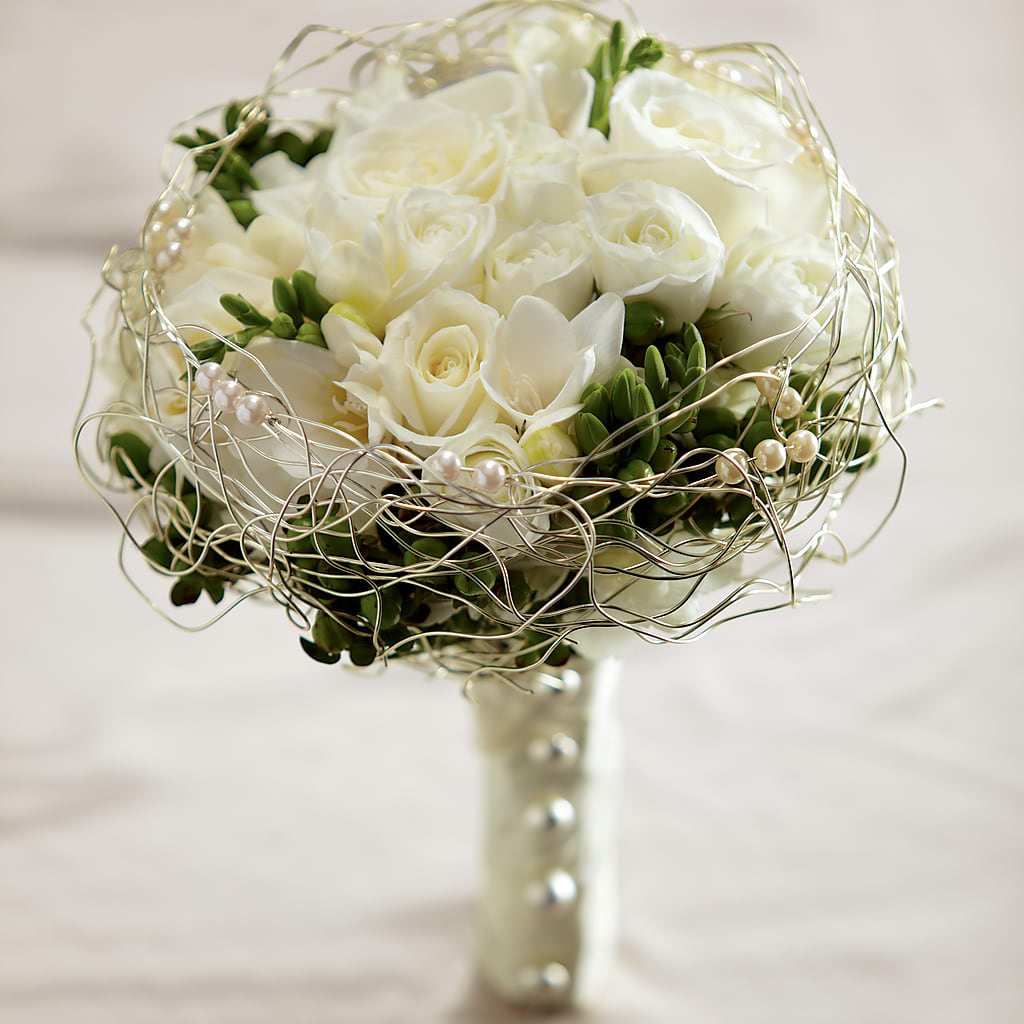 Evermore Bouquet – Bella Fleur Sweets And Gifts Inc, Aurora IL