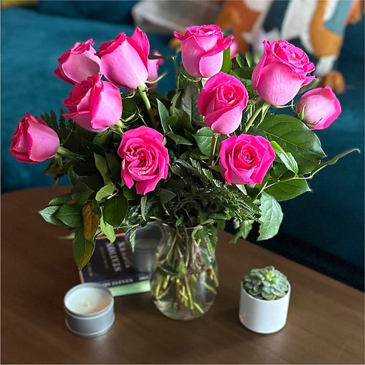 Long Stem Pink Rose Bouquet –  Bella Fleur Sweets And Gifts Inc, Aurora IL