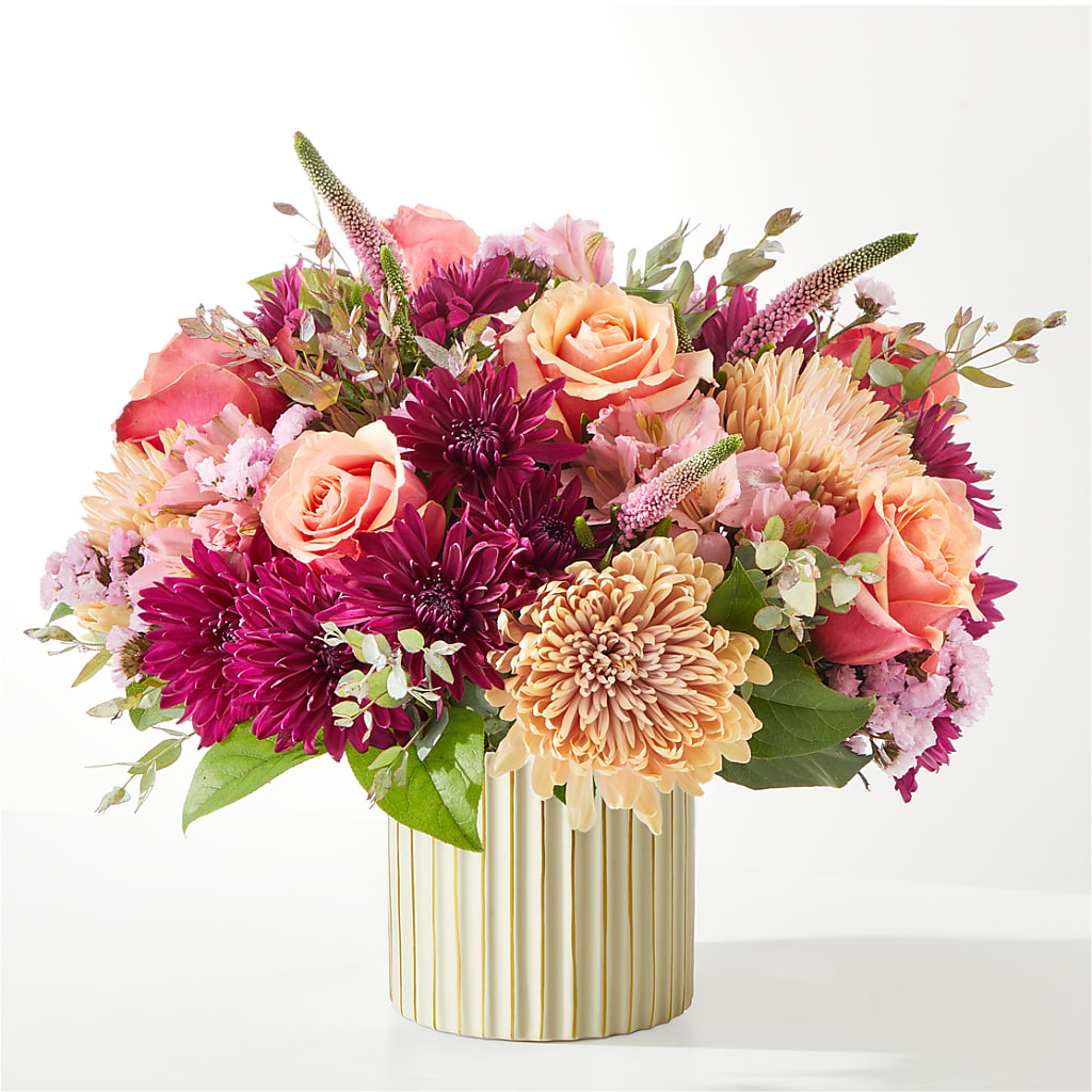 Berry Cobbler Bouquet with Ivory Vase –  Bella Fleur Sweets And Gifts Inc, Aurora IL