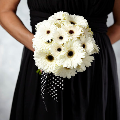 Daisy Delight Bouquet –  Bella Fleur Sweets And Gifts Inc, Aurora IL