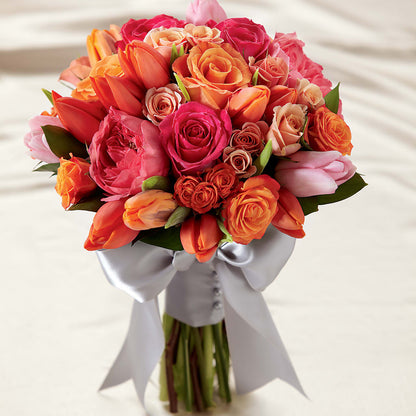 Sunset Dream Bouquet –  Bella Fleur Sweets And Gifts Inc, Aurora IL