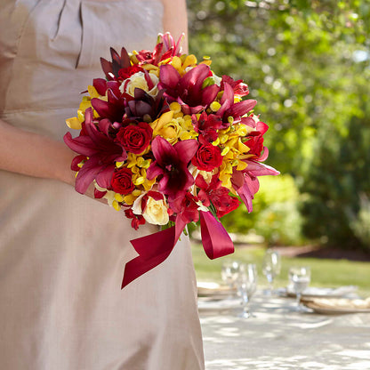 Sunningdale Bouquet –  Bella Fleur Sweets And Gifts Inc, Aurora IL
