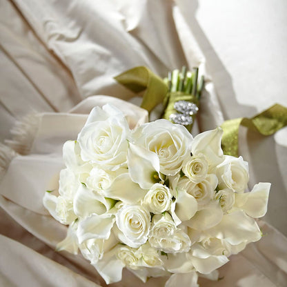 Serene Highness Bouquet –  Bella Fleur Sweets And Gifts Inc, Aurora IL