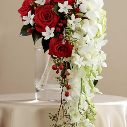 Here Comes the Bride Bouquet –  Bella Fleur Sweets And Gifts Inc, Aurora IL