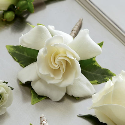 Gardenia Boutonniere –  Bella Fleur Sweets And Gifts Inc, Aurora IL